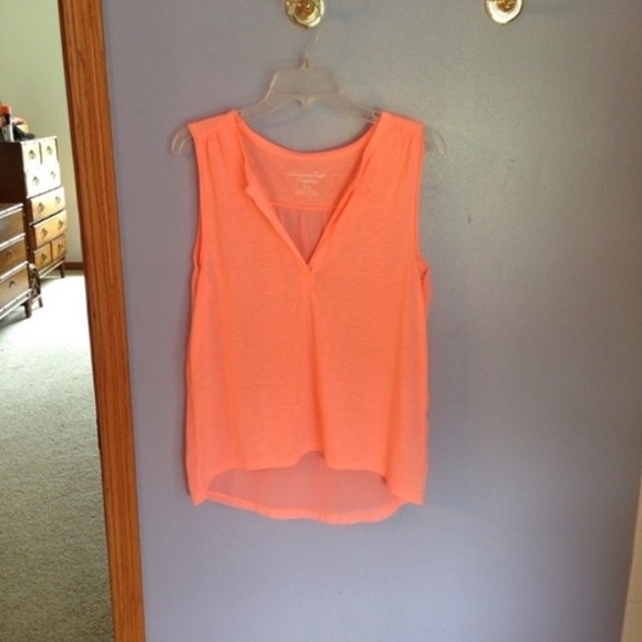 Tank top that's open