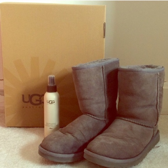 UGG Shoes - UGG bundle