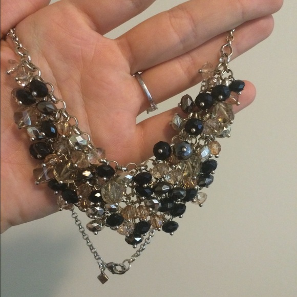 Banana Republic statement necklace - Picture 2 of 2