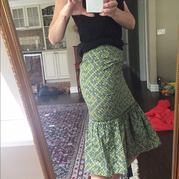 METRANAMO flared fitted skirt !!