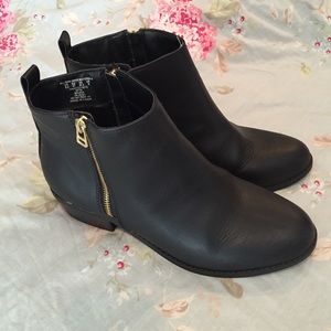 ⚡️sale! Black Leather-like Booties