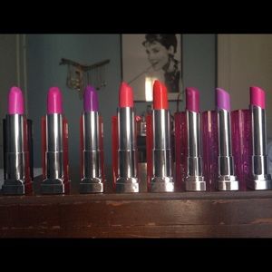 Bundle of 8 Maybelline Lipsticks & VS Top