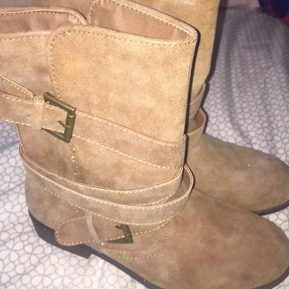 Madden Girl boots