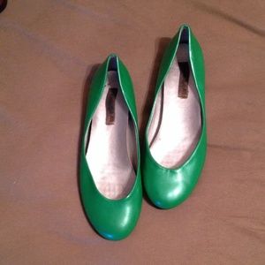 Bight green flats