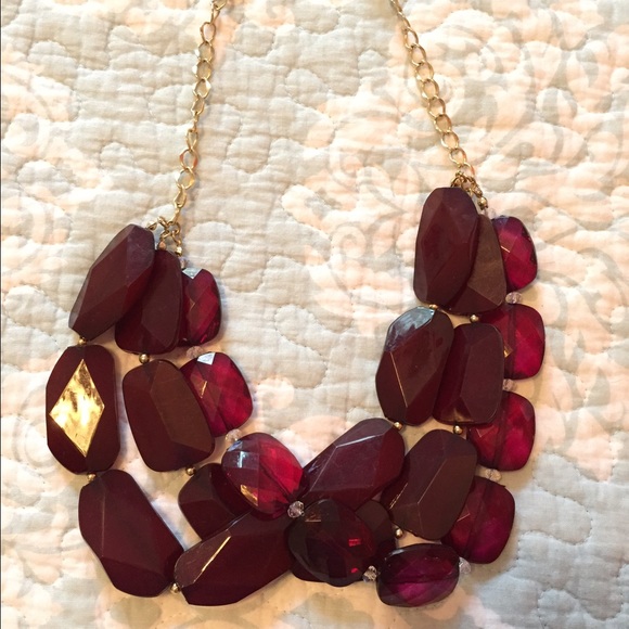 Dark Cranberry Bulky Statement Necklace - Picture 3 of 3