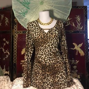 Top with Leopard Design