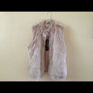 CI SONO faux fur vest