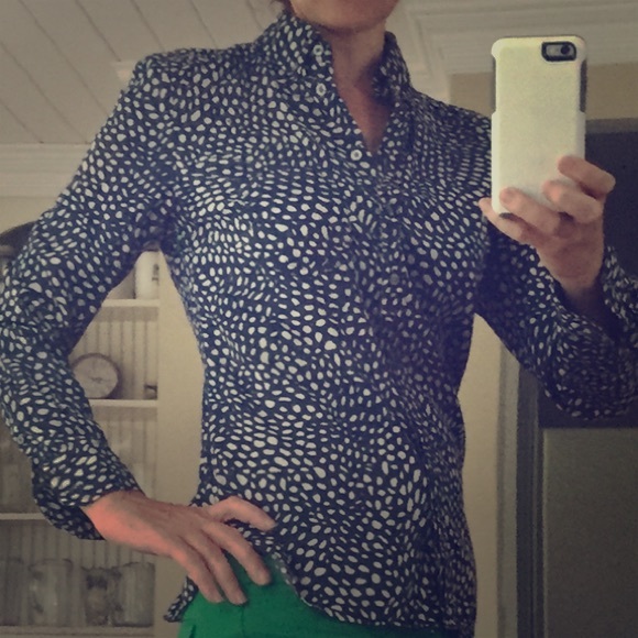 Gap blouse- classic cut