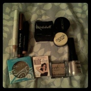 Reserve for @kellyjo Eye makeup lot