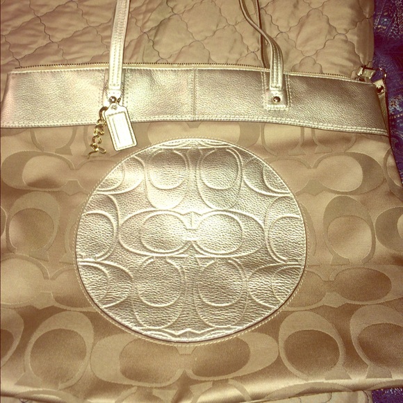 🚫SOLD!!🚫Coach tote🚫