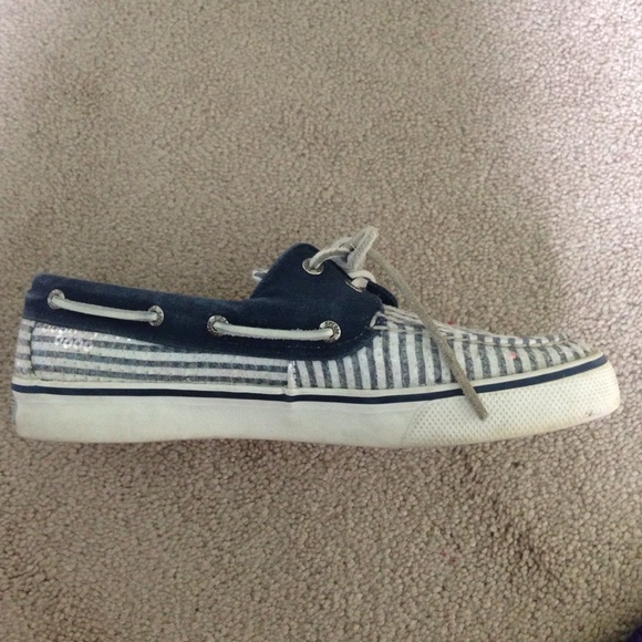 Sperry topsider boat shoes