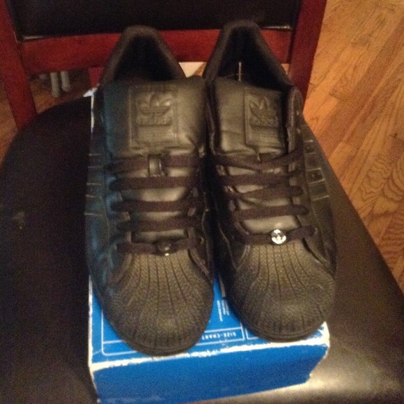 Adidas Black Shell Top