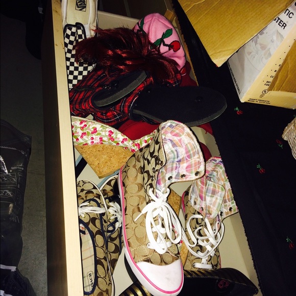 😄💥CLOSET CLEARANCE! BUY ONE, GET ONE FREE❗️ - Picture 2 of 4