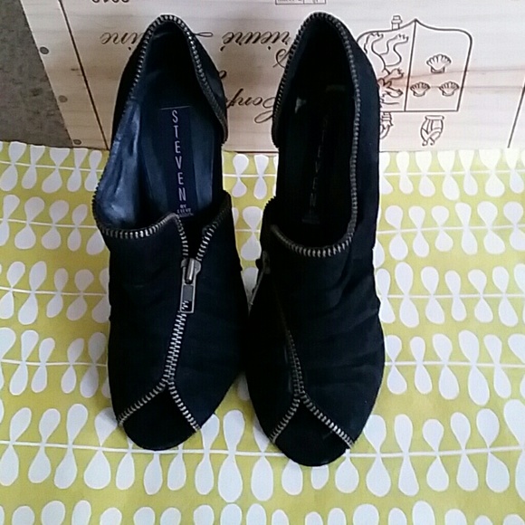 Steven - Picture 2 of 3