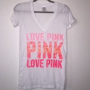 VS PINK v-neck