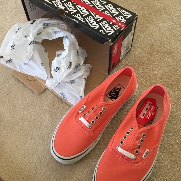 Authentic Fusion Coral Unisex - Picture 2 of 4