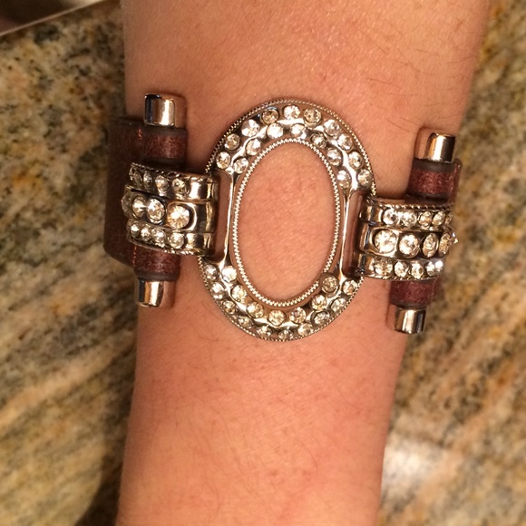 Jewelry - Sparkly leather bracelet💫✨💫🌟