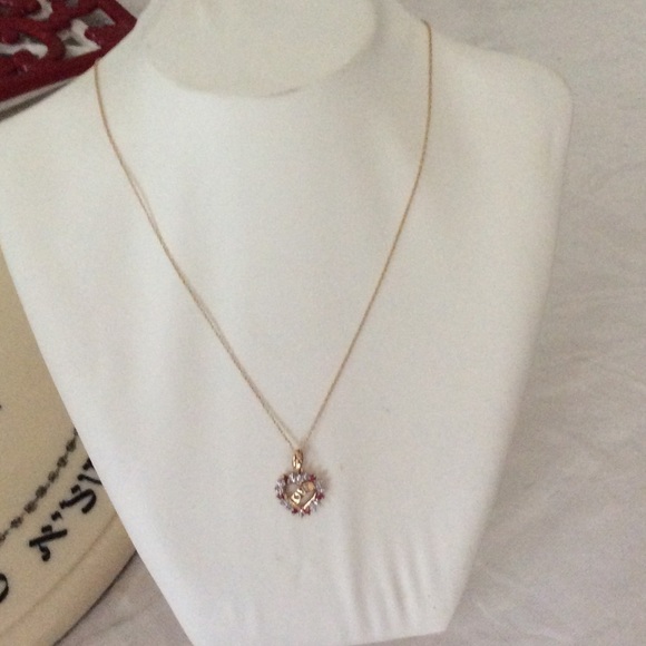 Stunning 10k gold heart pendant & 10k chain - Picture 2 of 3