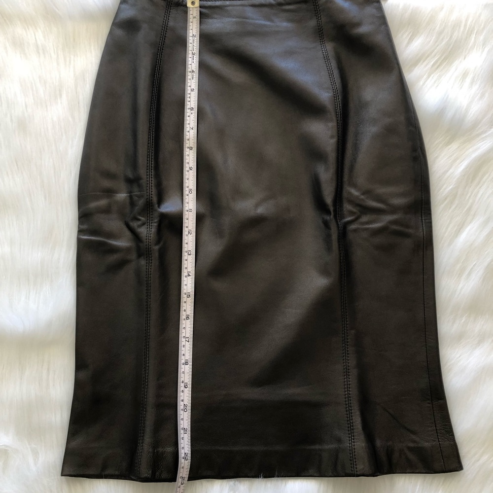 Italian Leather Skirt - Picture 5 of 10