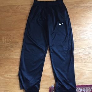 Black Nike sweatpants