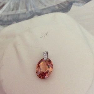 Beautiful 14k gold pendant