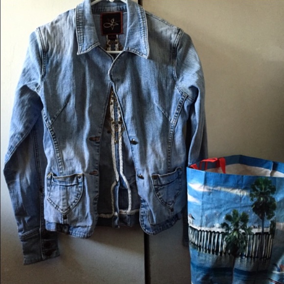 Jacket - Picture 1 of 1