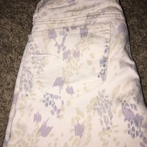 American Eagle Floral Skinny jeans.