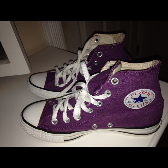 High top purple converse