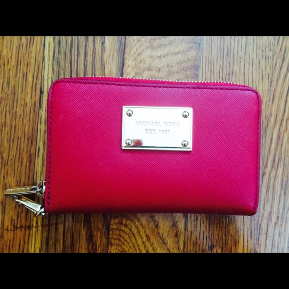 Michael Kors wristlet