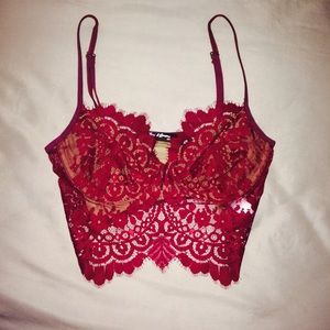 She's a Knockout Bra