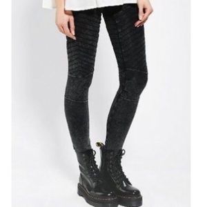 ISO  ➡️looking for!!!