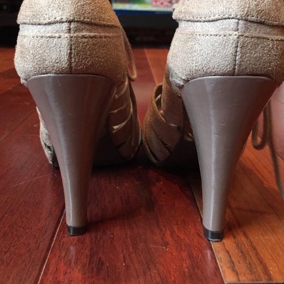 ELLE gladiator heels! - Picture 4 of 4