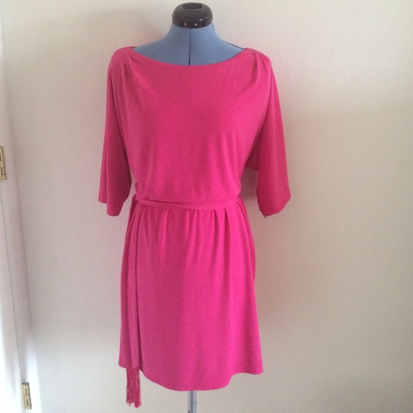 🎉HOST PICK🎉Jessica Simpson Cold shoulder dress - Picture 1 of 3