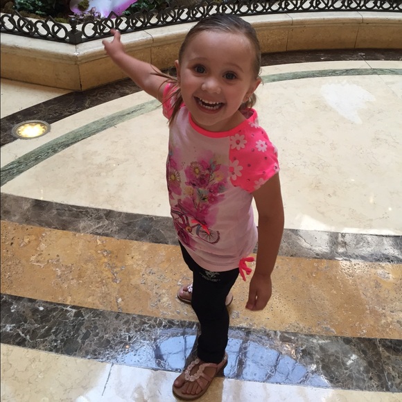 Meet your seller! - Picture 4 of 4