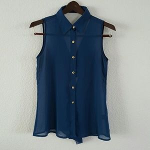 **SOLD** Blue Button Down Top