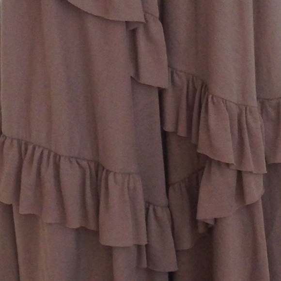 NWOT H&M Ruffle Dress - Picture 3 of 3