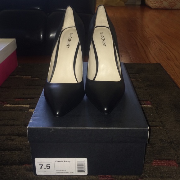 Classic Pump from ShoeMint
