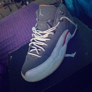 Cool grey 12'a - including box