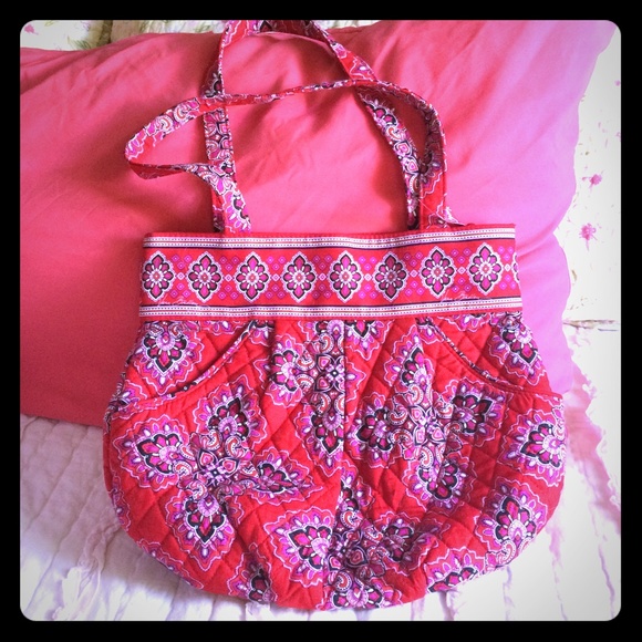 Vera Bradley Handbags - 🆕EUC Vera Bradley Frankly Scarlet Morgan handbag
