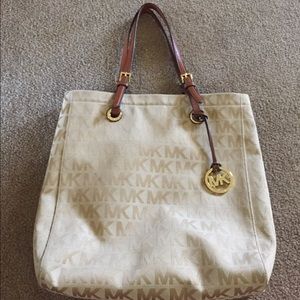 Michael Kors tote