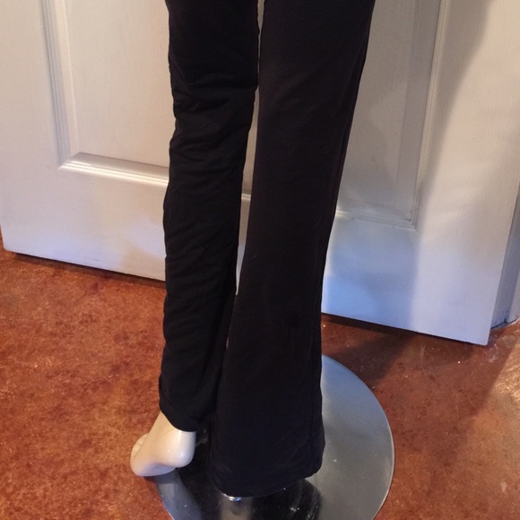 Couture Active wear by Janis Saffell size small - Picture 3 of 3