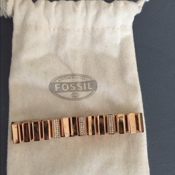 Fossil rose gold bracelet