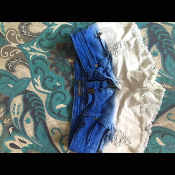 Kendall & Kylie ombré shorts