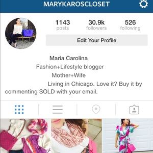 Follow me my ig account @marykaroscloset