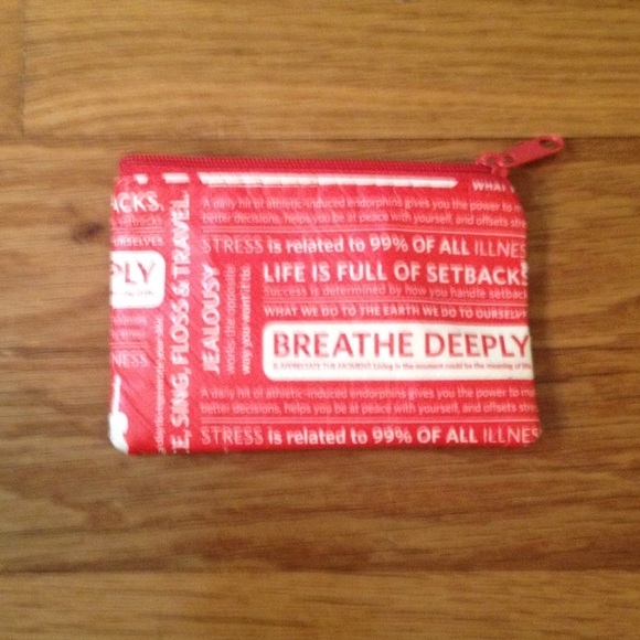 Lululemon wallet