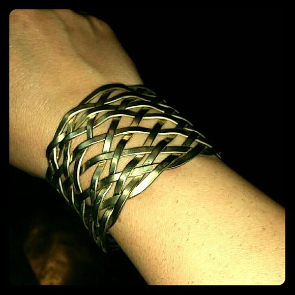 Woven cuff