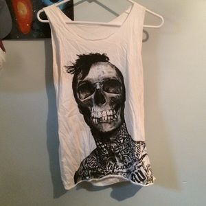 Travis barker skull design shirt