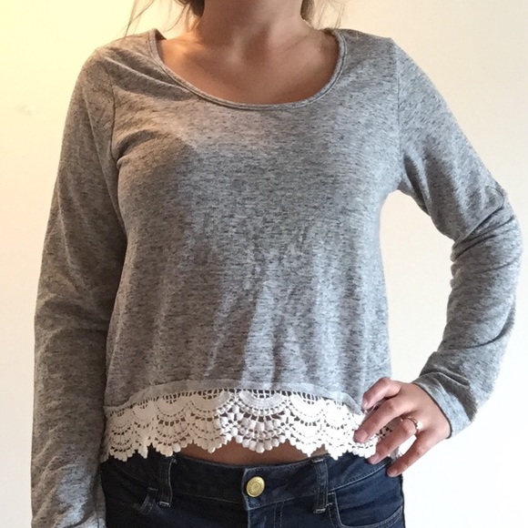 Crotchet Long Sleeved Top