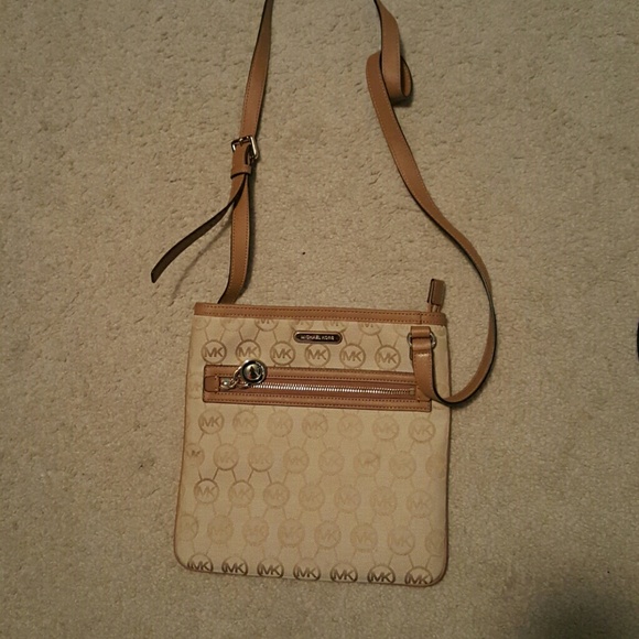 Michael Kors Slingbag
