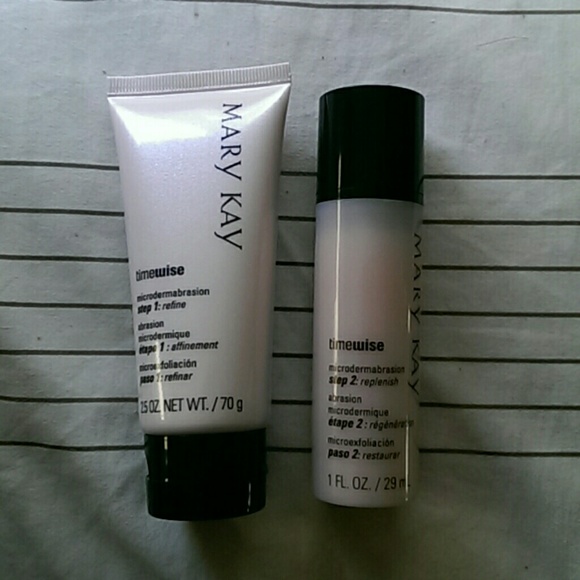 *SOLD* MK Microdermabrasion Set - Picture 2 of 2